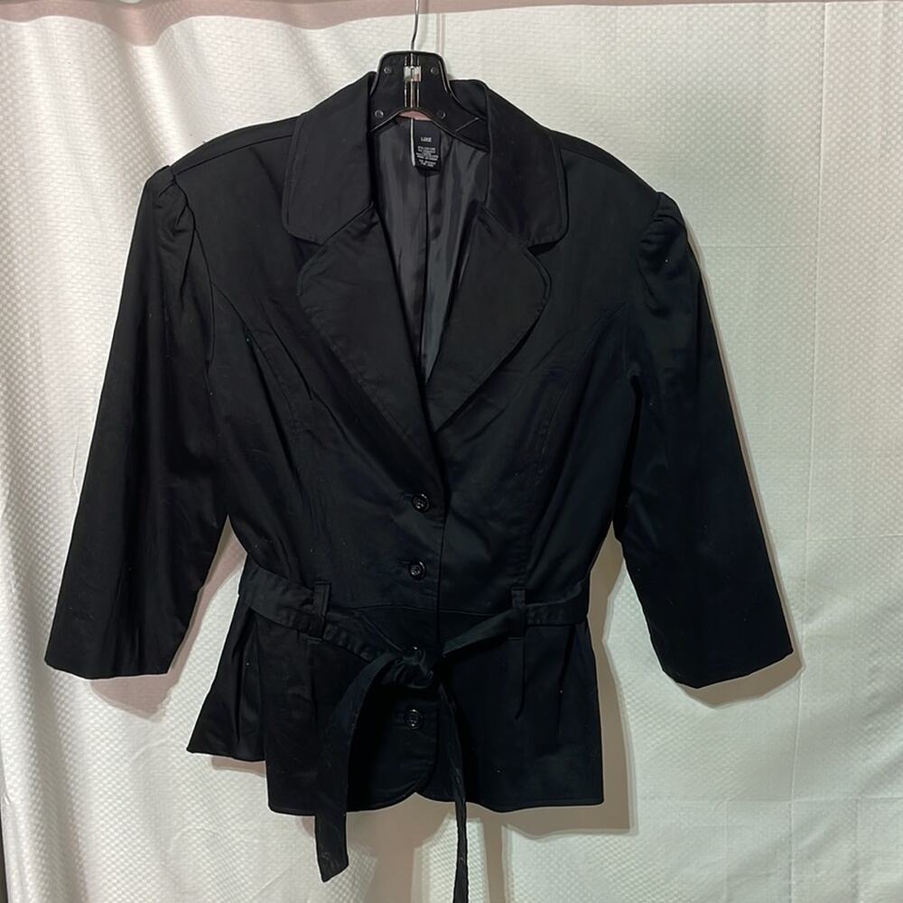 Contemporary Edge L black 3/4 puffed sleeve jacket belted shaped fit euc